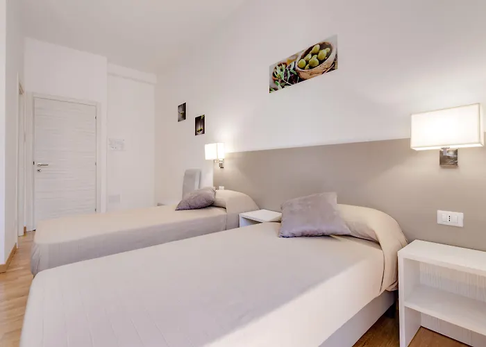 Dolce Luxury בית הארחה 4*