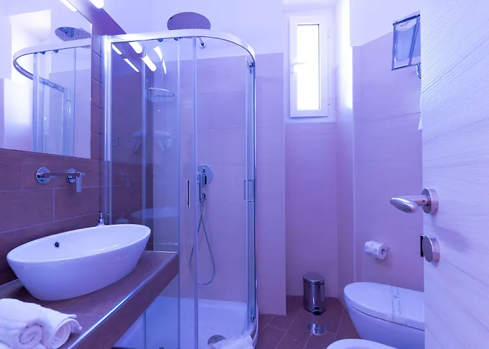 Dolce Luxury בית הארחה 4*
