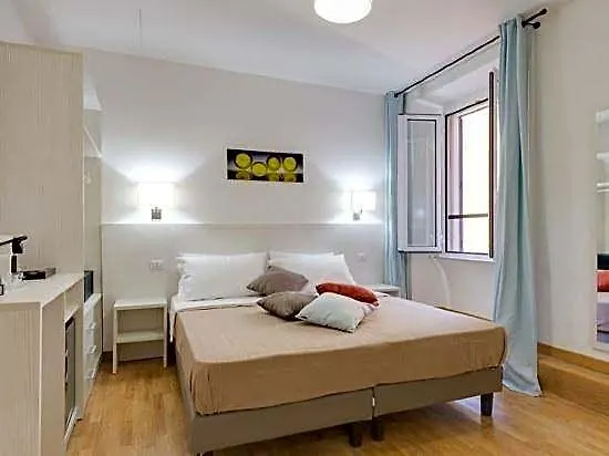Dolce Luxury בית הארחה 4*